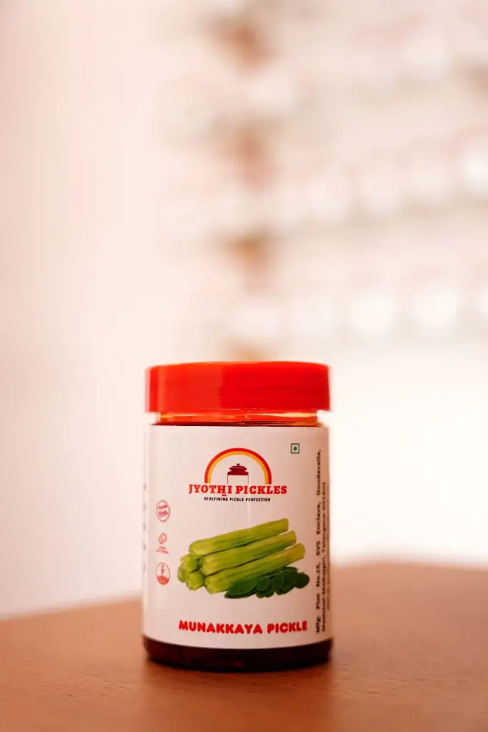 Drumstick Pickle (Munakkaya)